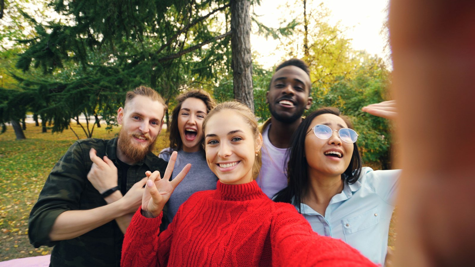 360 Photo Booth Near Me: How to Find the Best Rental in DFW